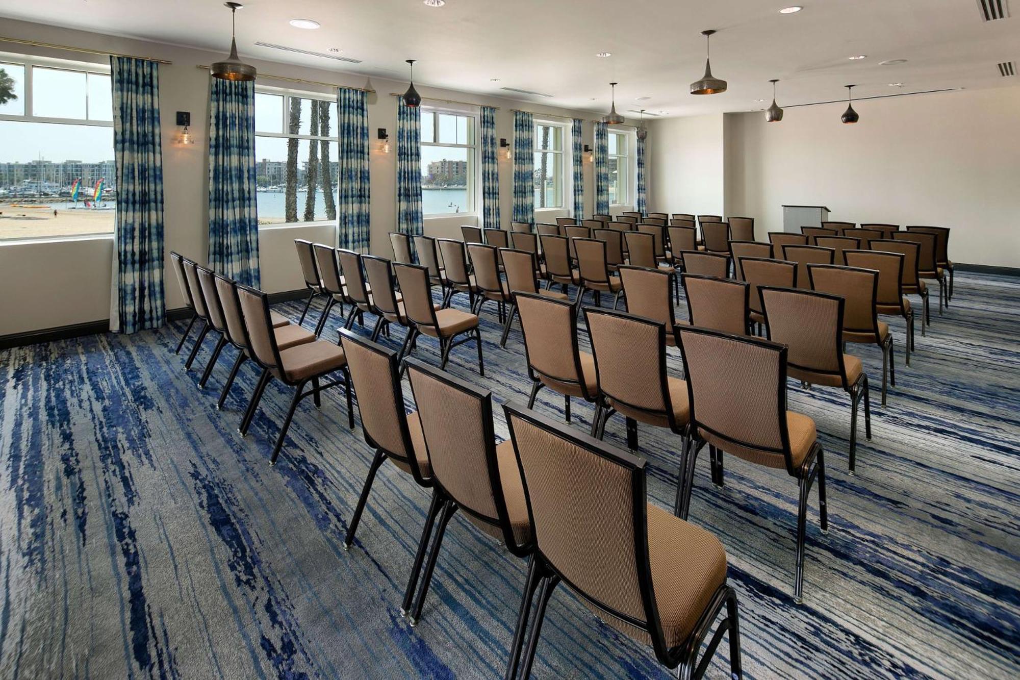 Jamaica Bay Inn Marina Del Rey Tapestry Collection By Hilton Los Angeles Exterior photo
