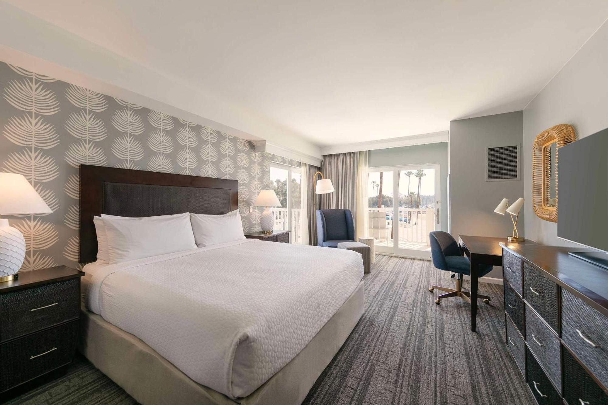 Jamaica Bay Inn Marina Del Rey Tapestry Collection By Hilton Los Angeles Exterior photo